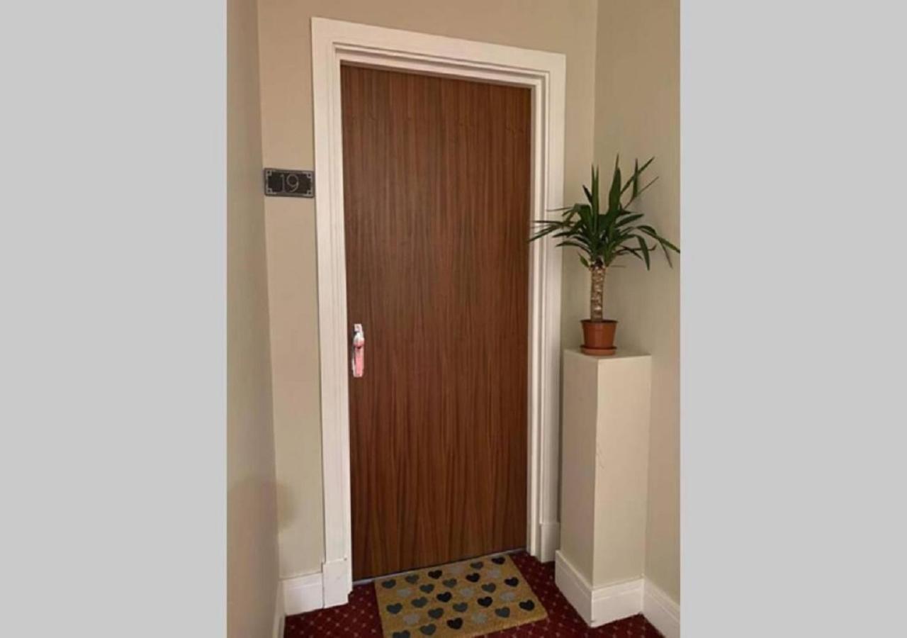 Doncaster City Centre Deluxe Whole Apartment Sleeps 4 D19 Экстерьер фото